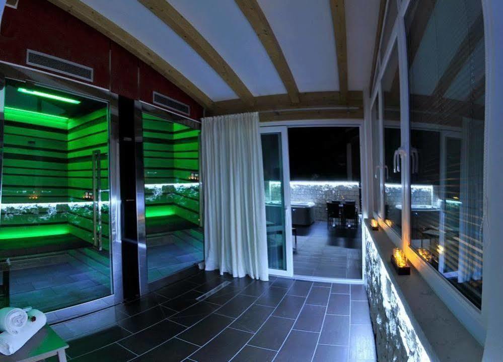 Albergo Alla Torre Caldonazzo Exterior foto